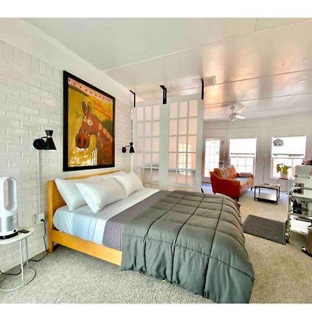 Toadhaus Studio In Quiet Residential Neighborhood Athens Ngoại thất bức ảnh